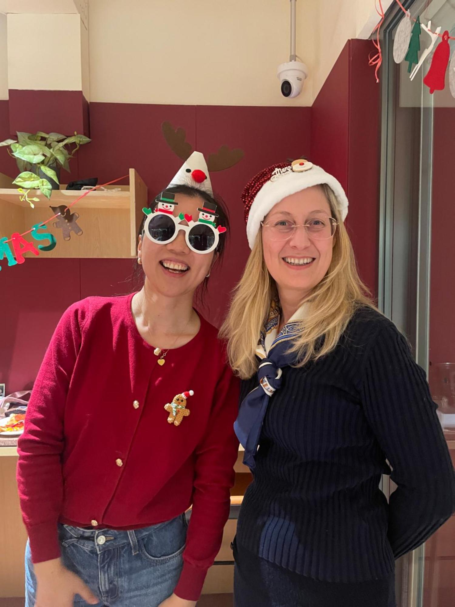 Base-Beijing Wangfujing Serviced Apartment- In Hutong &Bike Rental &Close To Forbidden City, Tian'Anmen Square &Subway Nearby &Free Coffee &Washing Machine,Kitchen &Restaurant Discount &English Speaking &High Speed Free Wifi Extérieur photo The 2019 winners of the prize, Anna-Lena Kraas and Sarah Teichmann